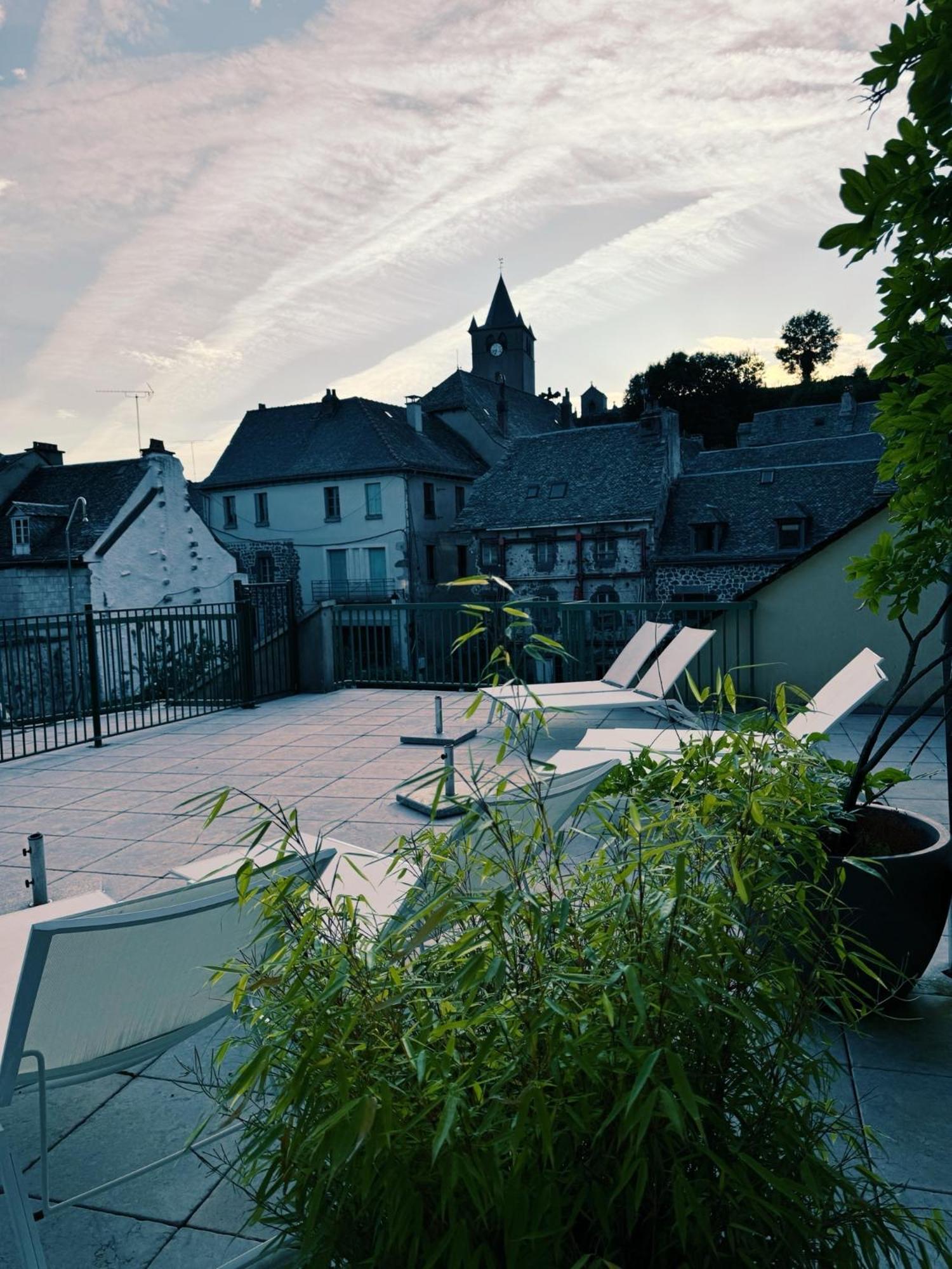 Le Regis Apartment Laguiole Exterior photo